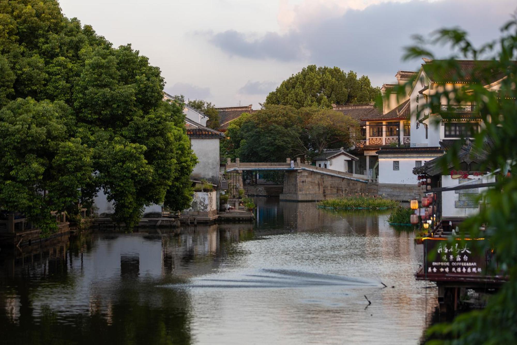 Tongli Slowlife River View Inn Суджоу Екстериор снимка
